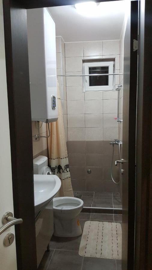 Studio Apartman - Centar Tivat Exterior foto